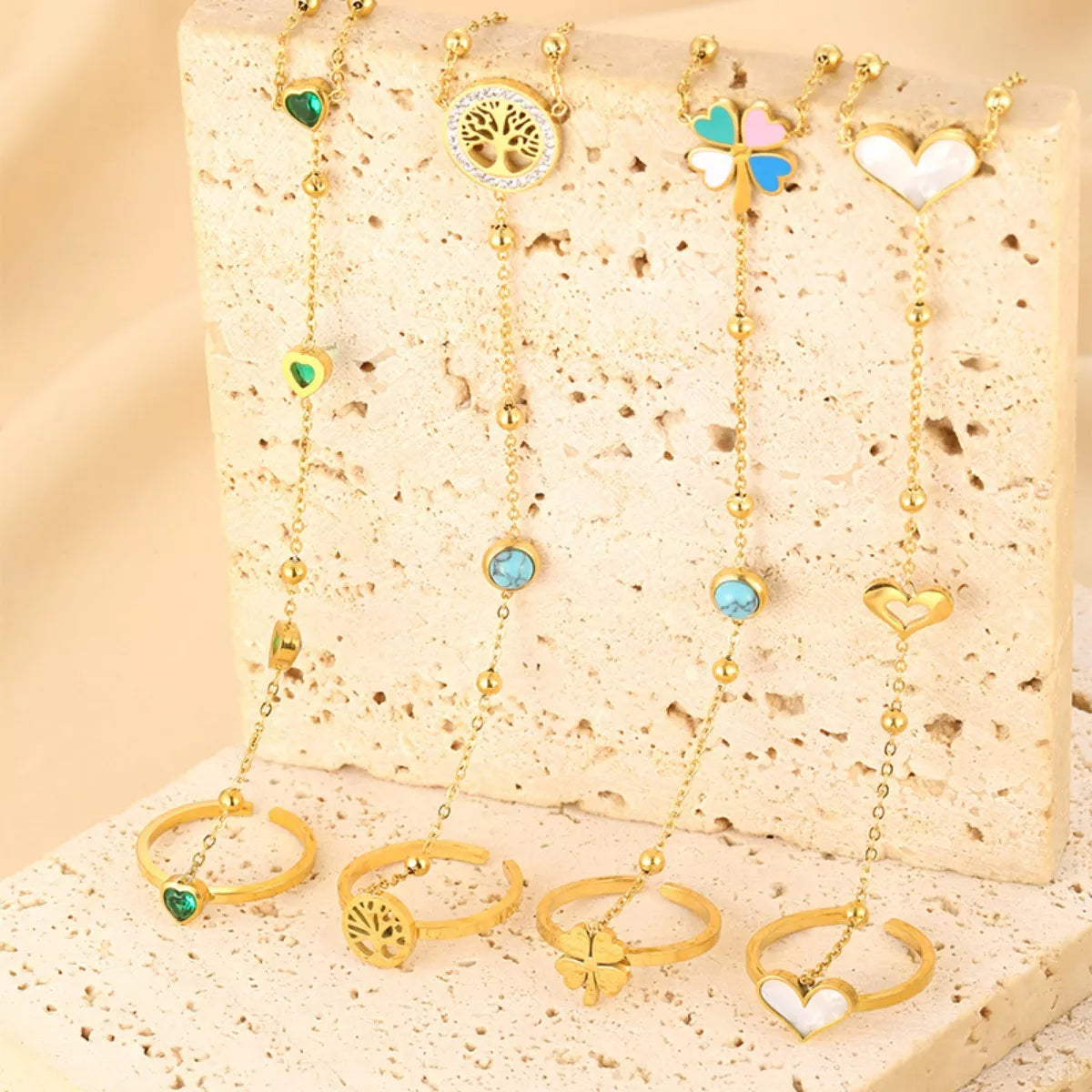 Gold chain bracelet - view 5