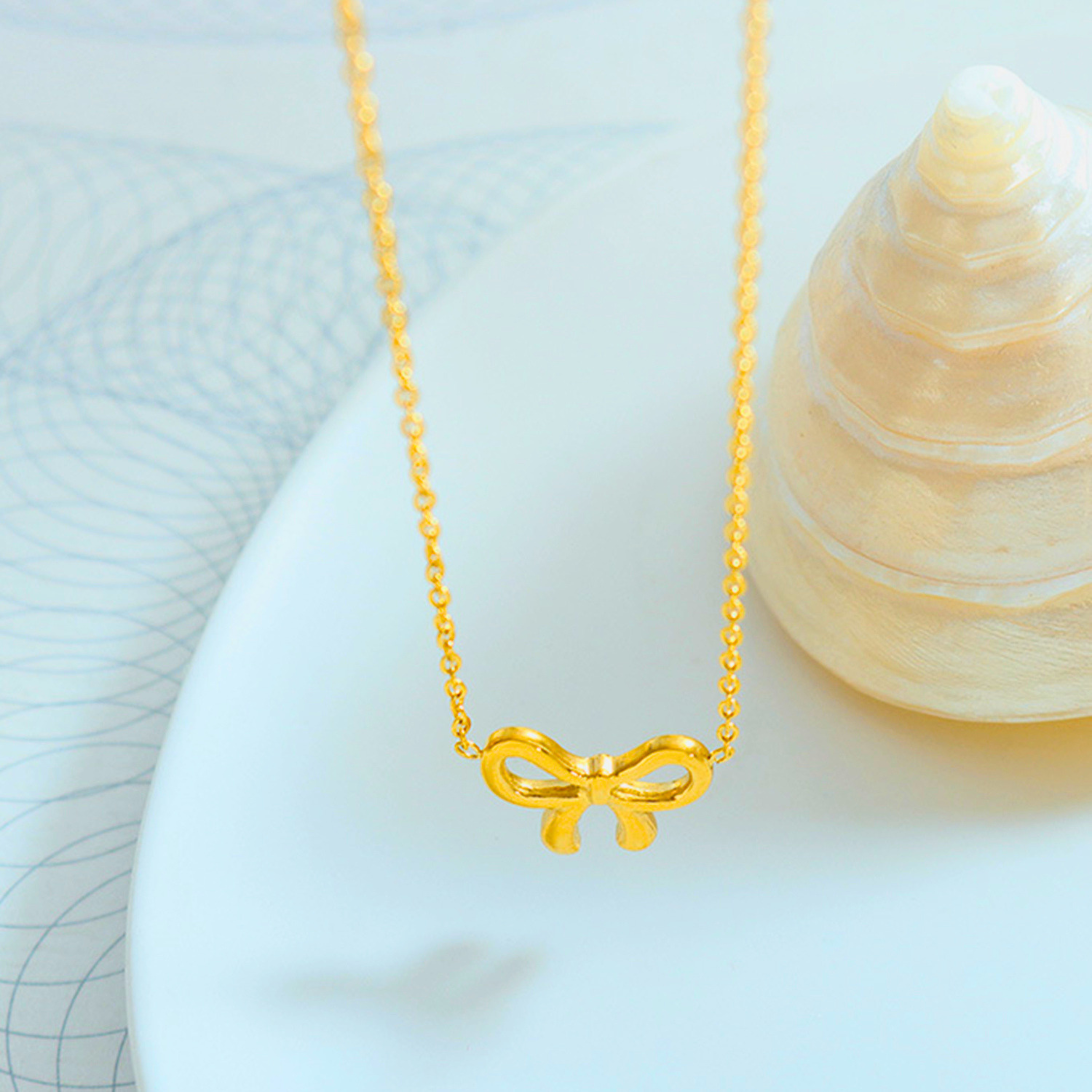 Gold Bow Necklace