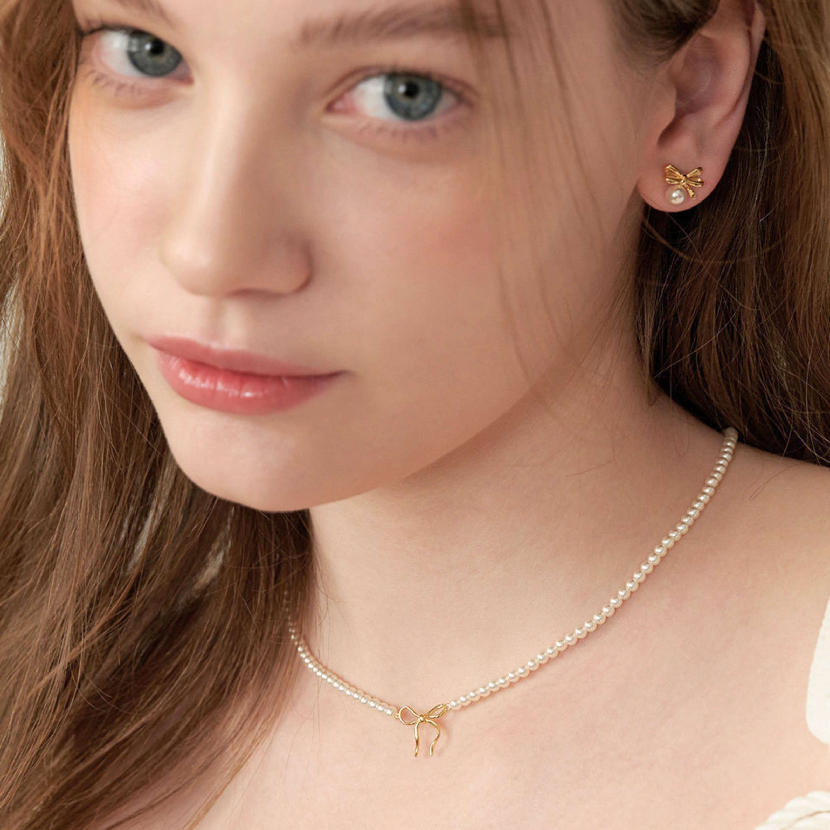 Copper Pearls Bow Necklace