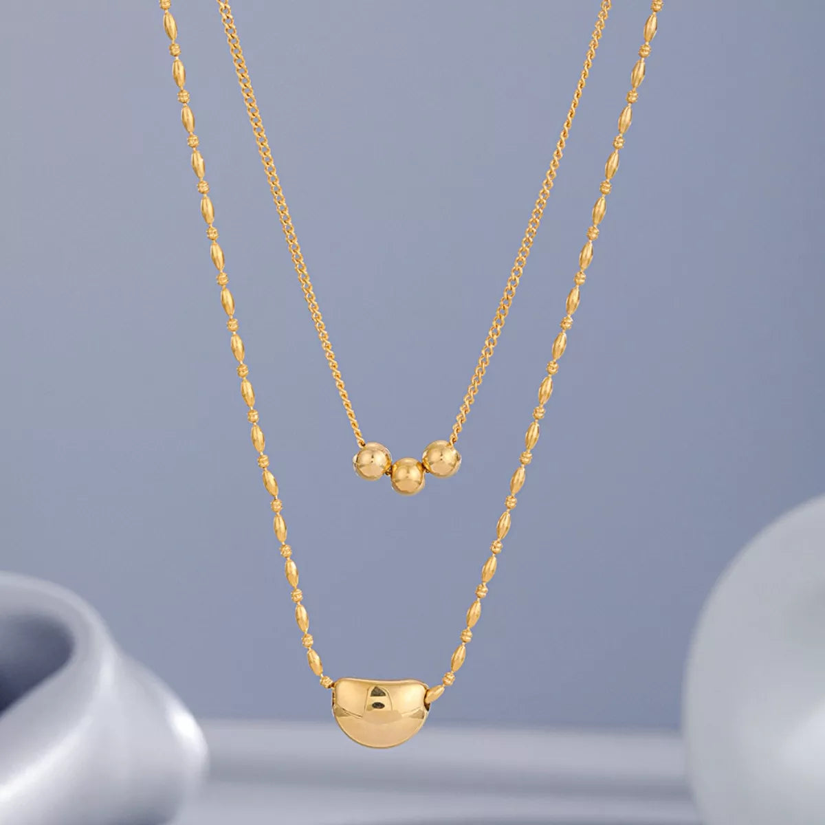 Double layered gold necklace chain detail - view 3